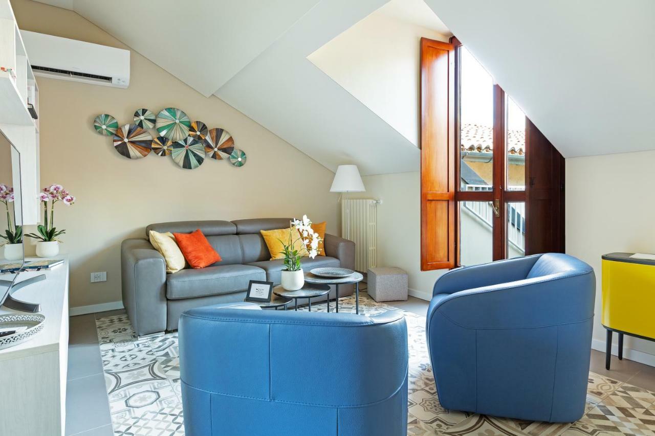 Renovated Penthouse Duomo & Via Torino Apartment Milan Exterior photo